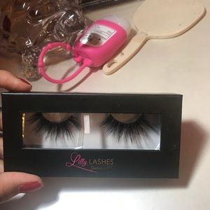 Lily Lashes in the style Miami